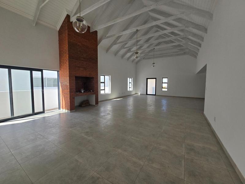 3 Bedroom Property for Sale in Britannia Bay Western Cape